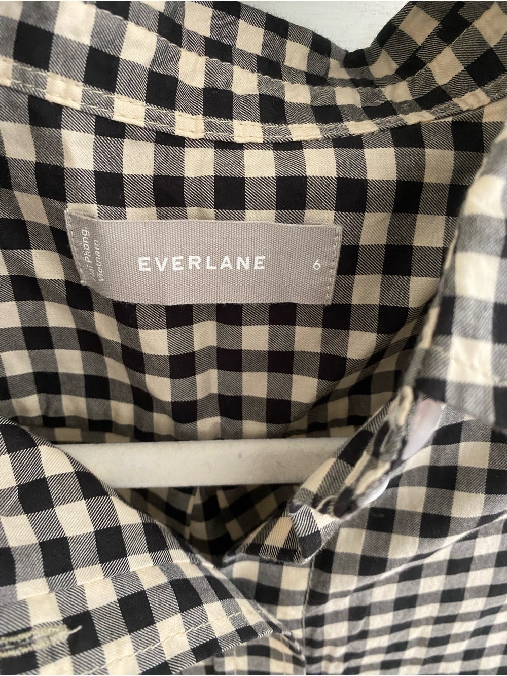 Everlane silky cotton shirt - Picture 2 of 4